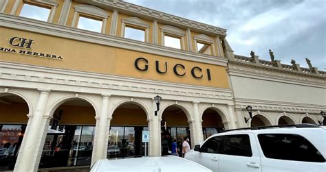 gucci outlet san diego.